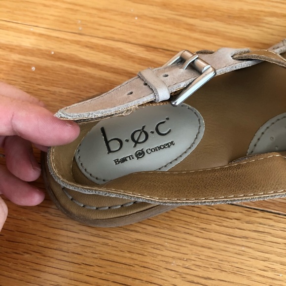 <BOC> SANDALS! CUTE, STYLISH & SUPER COMFY! - Picture 6 of 7